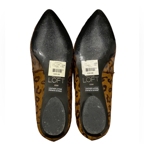 Loft Pointed Toe Flats Size 6 1/2 M - Picture 3 of 3